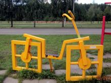 Восстановлена композиция 'Квадратные велосипеды', пострадавшая от вандалов