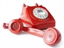 «Телефон отключают, а льготы на него продолжают получать»