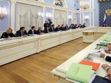 Дмитрий Медведев обещает индексацию пенсий на 4% в 2016 году