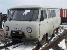 На 'УАЗе', в котором погибли семеро рыбаков, были установлены летние шины