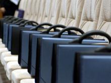 Дмитрий Медведев экономит на отпусках чиновников