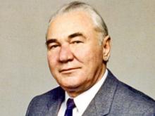 Депутаты согласились дать набережной Камы имя Фикрята Табеева