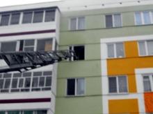 В Набережных Челнах загорелась квартира, в которой находилась бабушка с двумя внучками 
