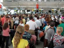 Приостановлены авиарейсы из России в Египет, а возвращать пассажиров будут отдельно от багажа