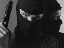 Семья из села Тогаево отбилась от грабителей, вооруженных травматом, битой и электрошокером