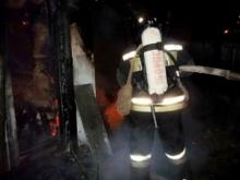 Сгорела бытовка у дома 23/10А, внутри нее обнаружен обгоревший труп мужчины