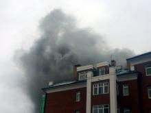 Крупный пожар тушат в центре Казани