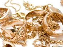 Житель Альметьевска, снимавший квартиру в Набережных Челнах, украл у хозяйки 10 золотых колец