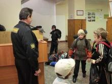 Пропускной режим в школах ужесточили: родители все поняли