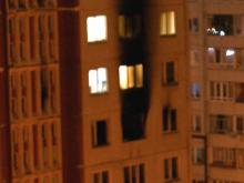 Компания из трех нетрезвых молодых людей ночью устроила пожар в 32-м комплексе
