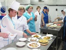 Где в Челнах лучше всего кормят студентов?