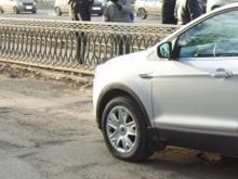 50-летняя челнинка перебегала дорогу на красный свет и попала под автомобиль