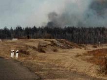 В Набережных Челнах возле баз отдыха кто-то поджег автомобильные покрышки