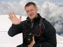 Сергей Акульчев помогает «российскому Форресту Гампу» установить рекорд Гиннесcа