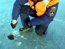 Толщина льда на Каме составляет пока всего 5-6 сантиметров