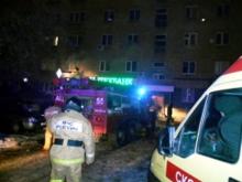 Пожар: Жителей дома 4/1/1 эвакуировали по пожарной лестнице