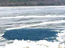 Оттепель: МЧС рекомендует рыбакам не выходить на лед