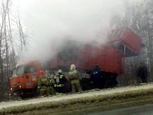 Мусоровоз загорелся по пути на свалку