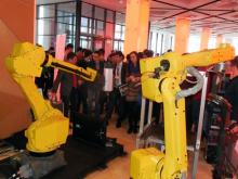 Японский робот стоит 60 тысяч евро