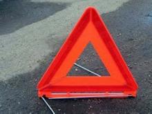 При резком торможении автобуса, в салоне пенсионер получил травму головы