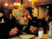 Еда для бездомных стоит 1.2 миллиона рублей