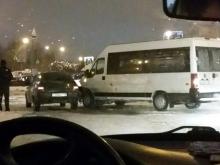 ДТП на перекрестке проспекта Мира и улицы Академика Королева привело к возникновению 'пробки'