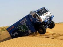 На ралли 'Африка Эко Рейс' Антон Шибалов ухудшил свою позицию, а Сергей Куприянов - улучшил