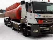 ГИБДД проверяет бензовозы компании «Каматранссервис». Нарушителей штрафуют и не допускают к рейсам.