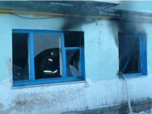 В селе Бетьки пожарные спасли от огня двух женщин