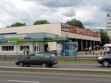 Челнинские коммерсанты спорят с московскими за право владеть землей под «Универсамом»