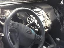 Ночью во дворе жилого дома 65/01 запылала иномарка 'Hyundai ix35'