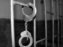 Бабушка, которая бросила внучку в ведро на балконе, осуждена на 9 лет