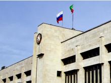 Исполком не смог расторгнуть договор аренды земли с бизнесменом, но отсудил у него деньги