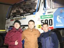 Сегодня ночью гоночные грузовики 'КАМАЗ' вернулись в Челны из Аргентины