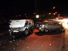 В столкновении автомобилей 8 марта 30-летняя женщина сломала два ребра