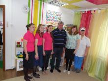 В частном детсаду родители следят за детьми в интернете через видеокамеры