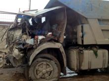 В Нижнекамске 'КАМАЗ' столкнулся с железнодорожным составом