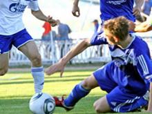 'КАМАЗ' в выездном матче разошелся миром с саратовским 'Соколом' - 0:0