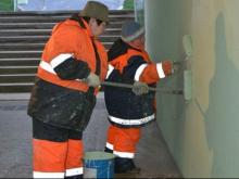 Подземные переходы будут защищать от сырости и перекрашивать