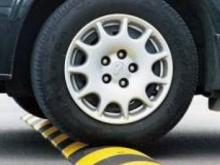 В Набережных Челнах установят еще 30 «лежачих полицейских»