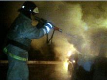 Ночью напротив 53-го комплекса обгорел «Мерседес», которому было 25 лет