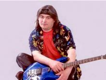 Лия Шамсина опровергает информацию о смерти экс-вокалиста группы 'Сак-Сок' Захира Насыбуллина