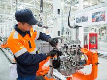 Автомеханический техникум получил новый двигатель Ford в качестве учебного пособия для студентов