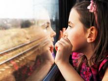 'Подарки от РЖД': Детям в дни каникул скидка на билеты 50%, а ветеранам в праздники - бесплатно