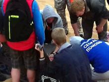 На гонке 'Золото Кагана - 2016' сбили человека. Гонка остановлена