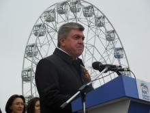 Наиль Магдеев вышел из отпуска, чтобы поздравить челнинцев с праздником Весны и Труда и с Пасхой