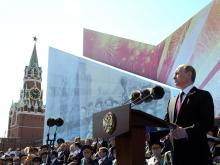 Почему Путин не поздравил с Днем Победы глав Украины и Грузии? И почему не сказал про союзников?