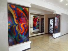 Эдуард Лефлер украсит город цветными витражами