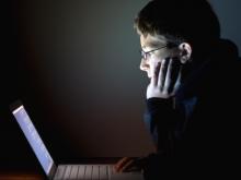 В России начали разбираться с группами в соцсетях, подталкивающими подростков к суициду