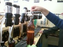 Правительство запрещает выпуск в России пива в упаковке 1.5 литра с 2017 года